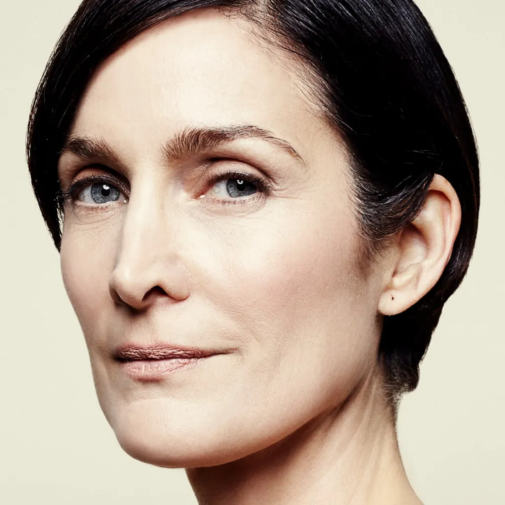 Carrie Anne Moss, actress and Kundalini Yoga practitioner